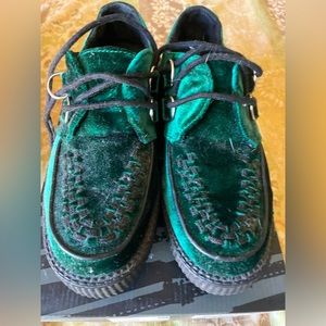 TUK green velvet creepers